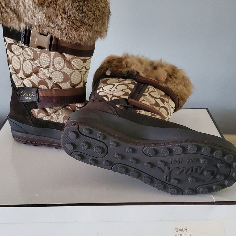 Coach snow boots,  Size 8, Color brown